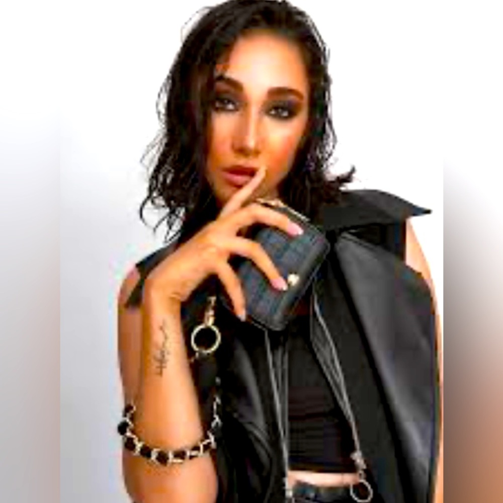 Maryam Embracing Her black wristlet-NWT